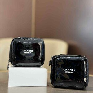 GWP CH@NEL MINI MAKEUP CASE (NOT A SET)